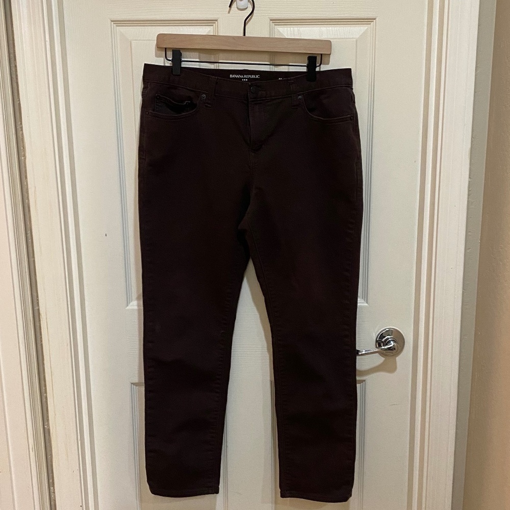 Banana Republic Travel Jean Athletic Fit‎ Cabin Brown 33x30